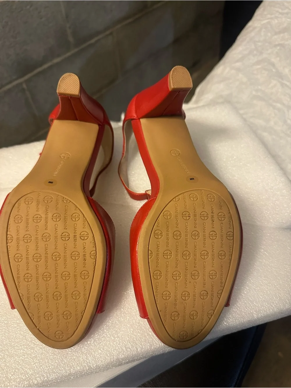 Giani Bernini Red T-Strap Peep-Toe Heels